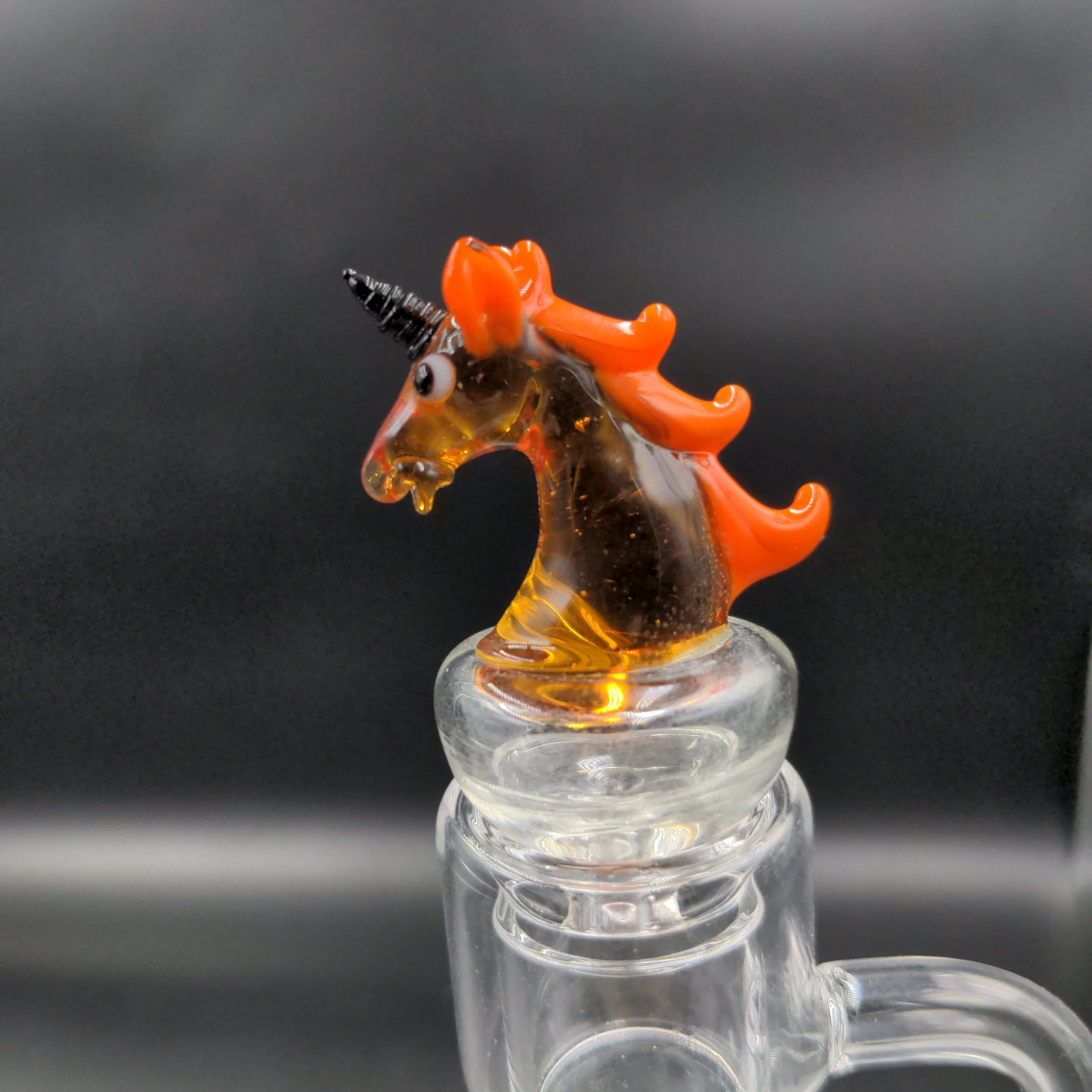 “Premium 27mm Bright Unicorn Carb Cap for Enhanced Dabbing Experience”