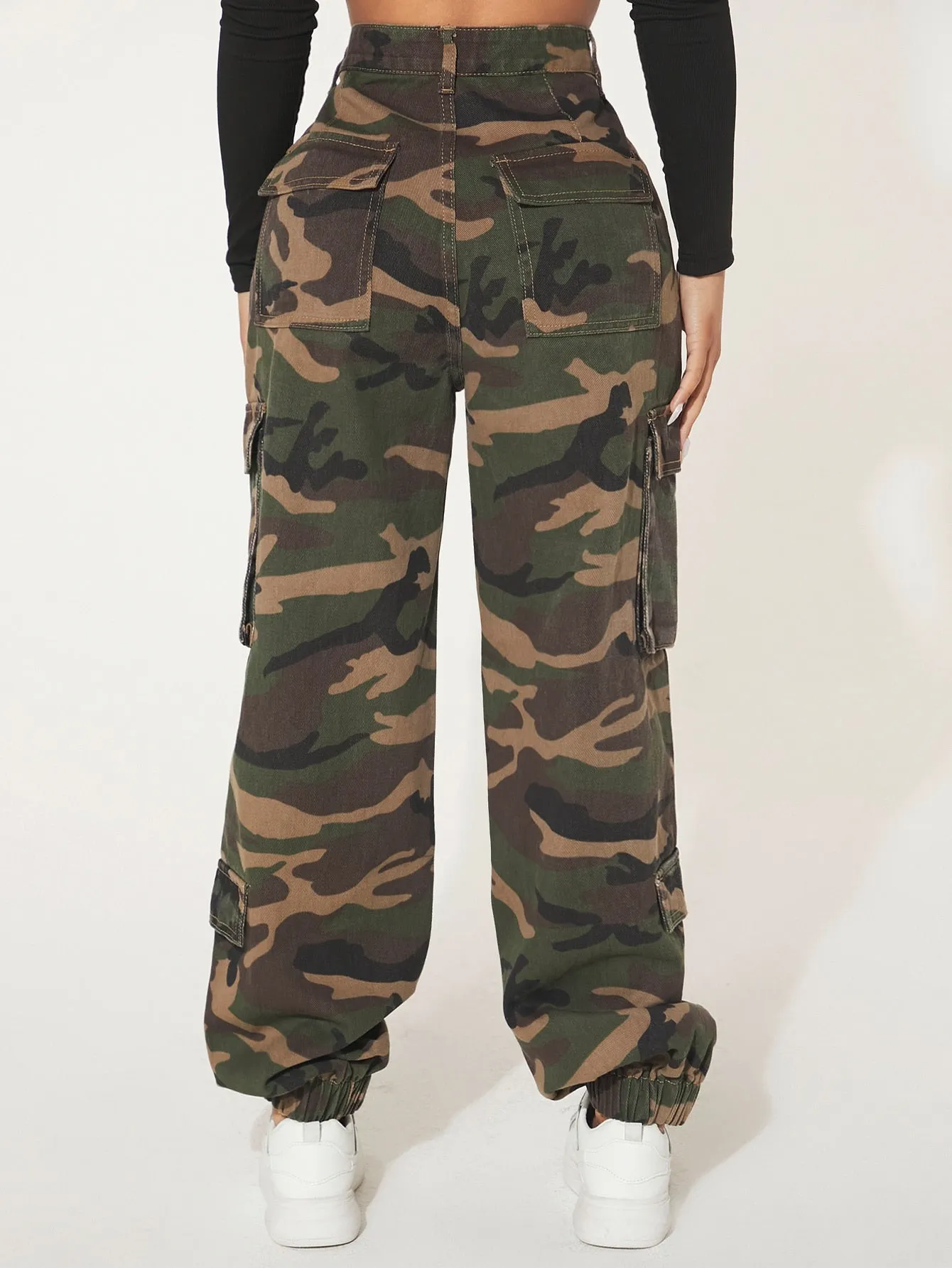 Camo Print Flap Pocket Cargo Jeans