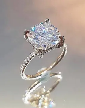 Cushion Cut Four Claw Diamond Ring