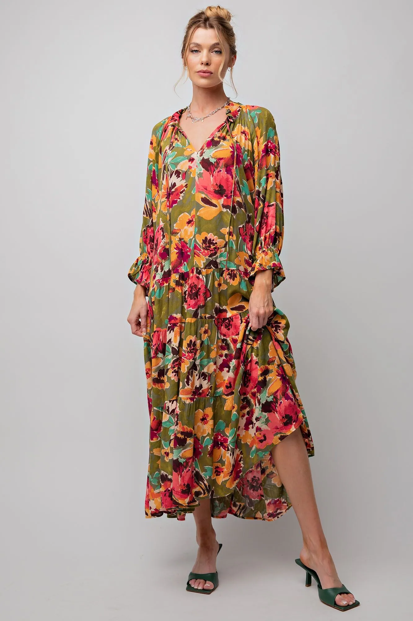 Chic Fall Floral Dress with Elegant Reactions and Vibrant Colors