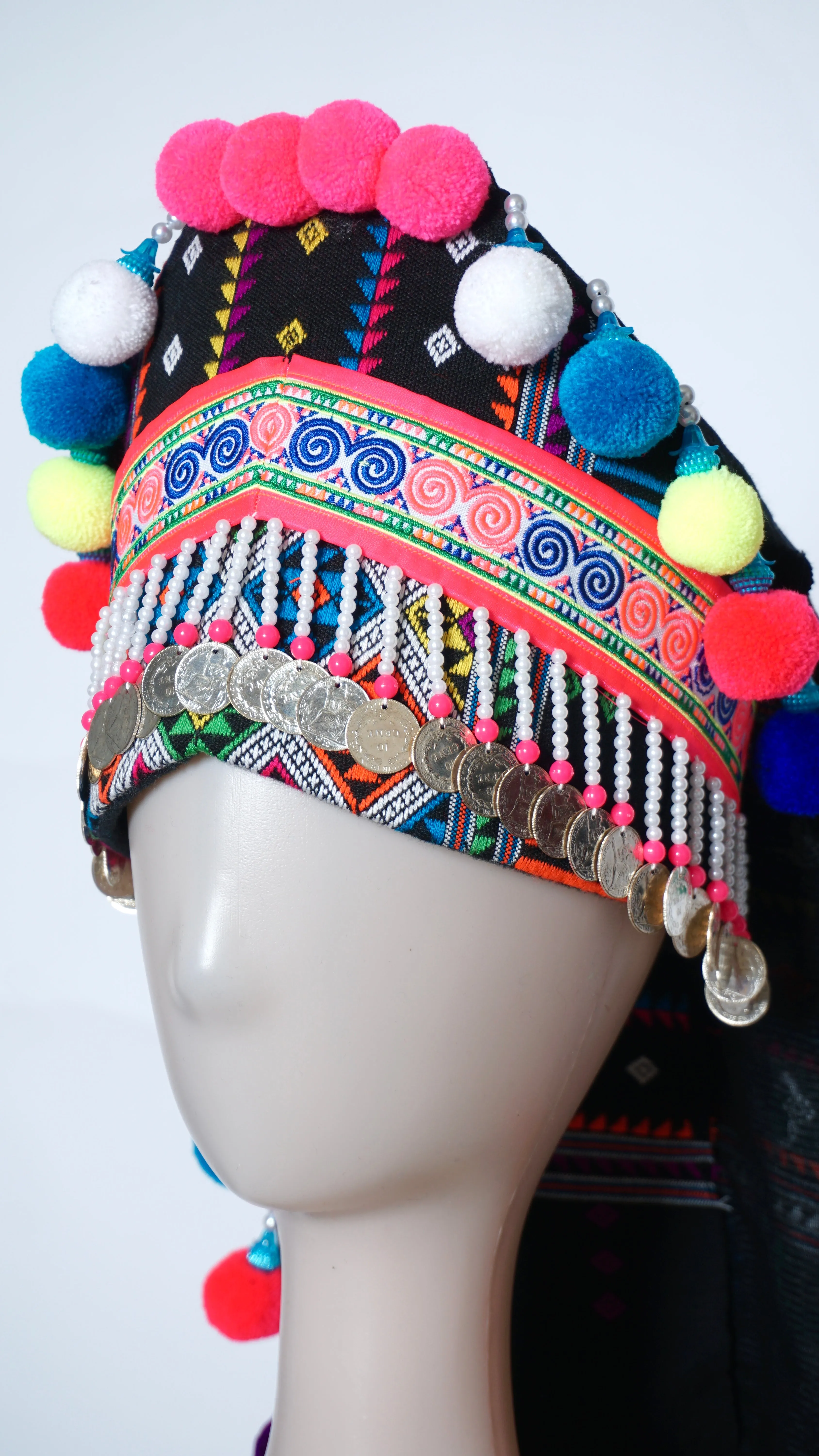 *Hmong Txaij Hat (22"-23")