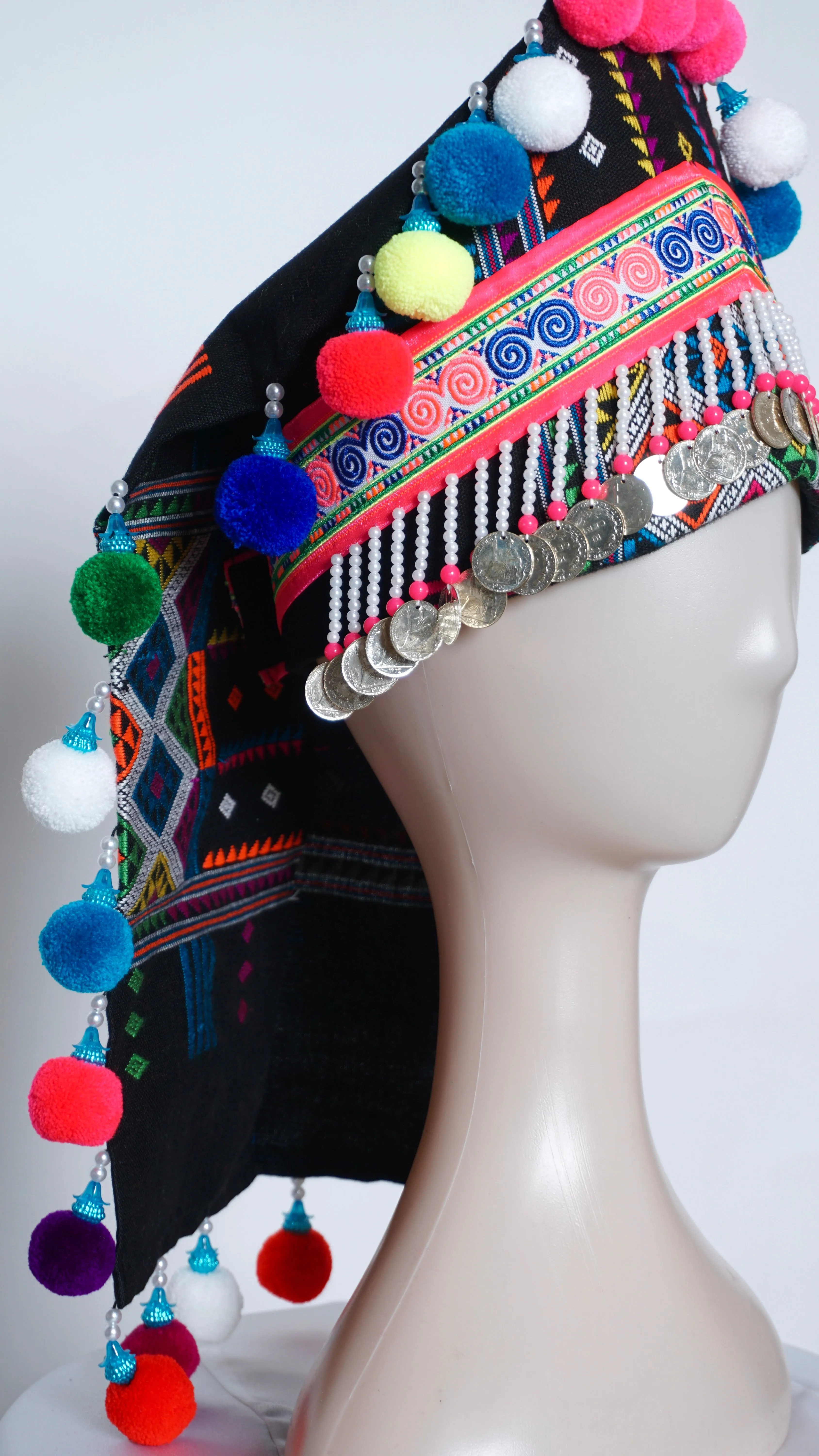 *Hmong Txaij Hat (22"-23")