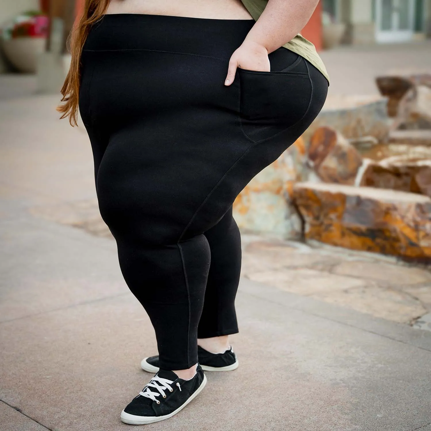 Kurze squat-feste Leggings - Schwarz (V2)