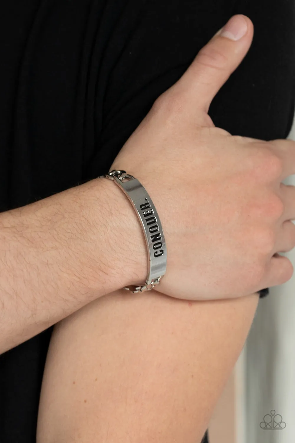 Paparazzi Accessories - Conquer Your Fears - Silver Bracelet