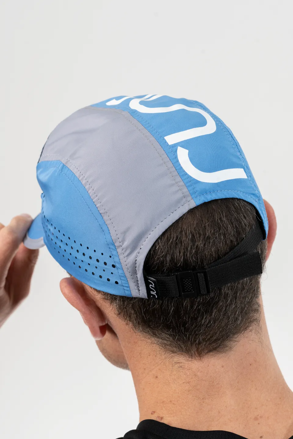 Runr Montreal Technical Running Hat